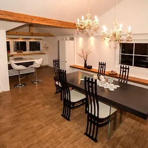 https://angels-nest-apartment.hotels-in-ljubljana.com